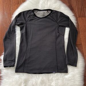 Women’s  Capilene® Midweight Crew striped shirt EUC